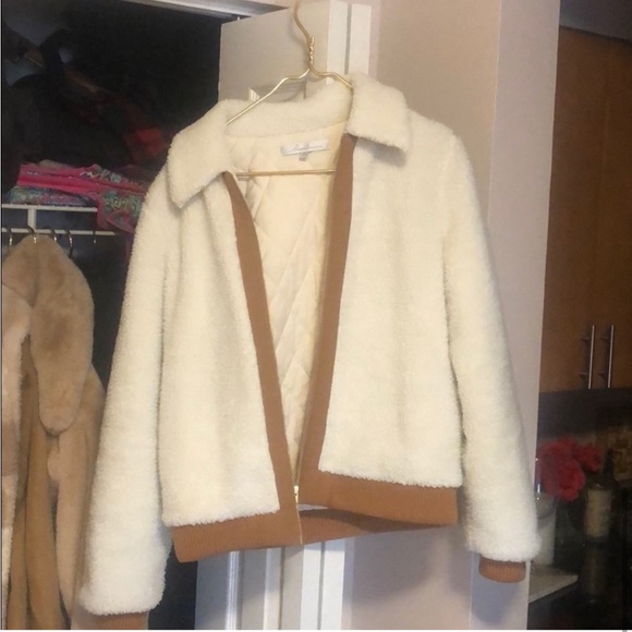 LOVERS + FRIENDS Jacket - Picture 3 of 4